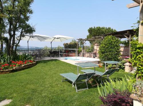 Cà Nostra B&B Home Restaurant in Portacomaro