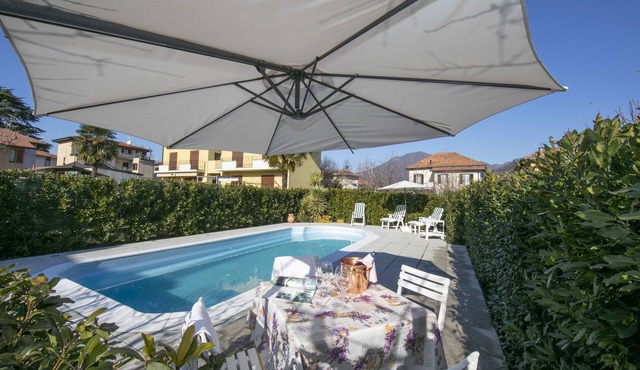Casa Amabile in Leggiuno Salty-Water Pool, Leggiuno, Italy