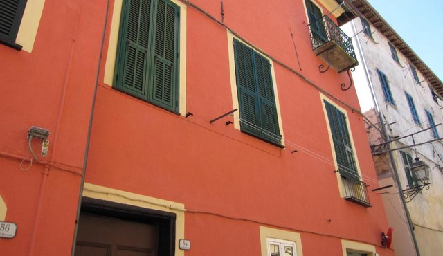 CASA ROSSA in Borgomaro
