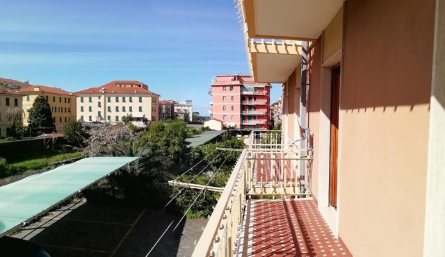Casa Thea codice citra zero undici zero diciassette lt 0633 in Levanto