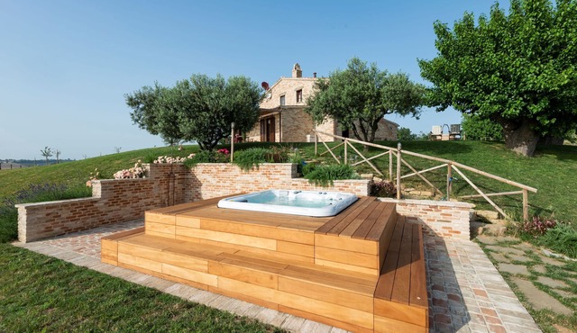 CASALE MONTEFANO EXCLUSIVE USE in Montefano