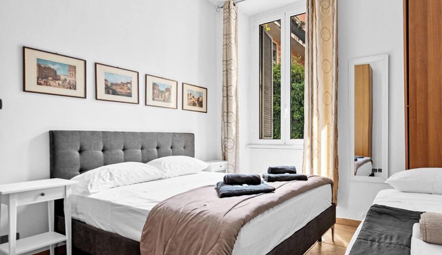 Cerm70 Prada District: Grand Suite with an Artistic Touch