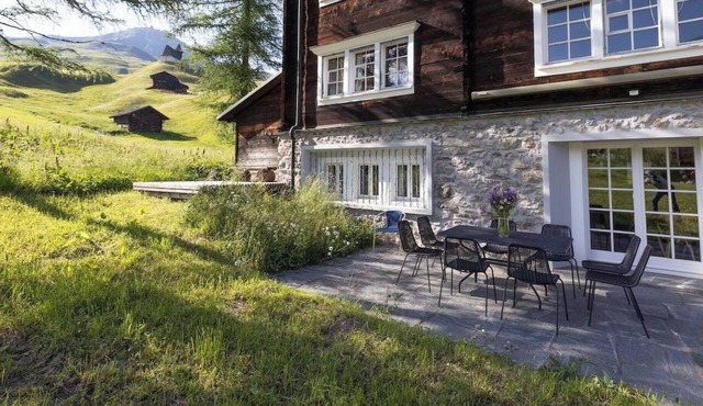 Chalet Güetli Ferienhaus, Dusche und Bad, WC, 10-Bettwohnung by Interhome