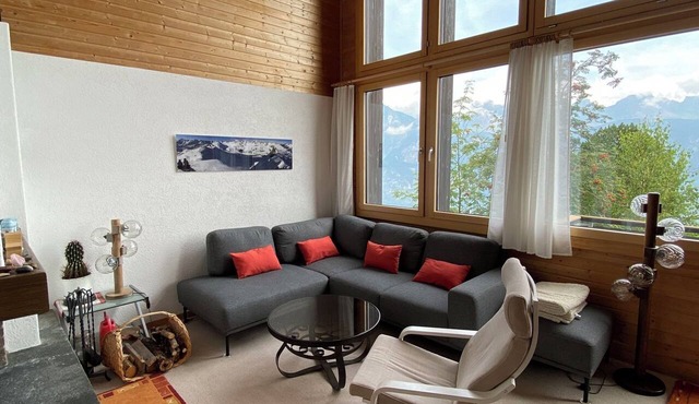 Chalet Gina, (Flumserberg Tannenheim), by Interhome