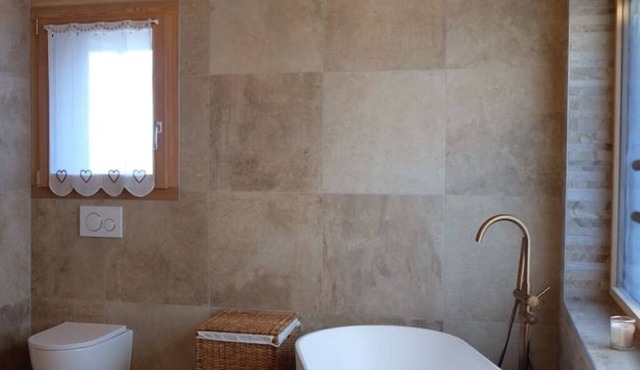 Chalet Iska - Alpine elegance and warm comfort with breathtaking views