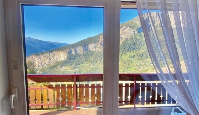 Chalet Kristall with breathtaking mountain views
