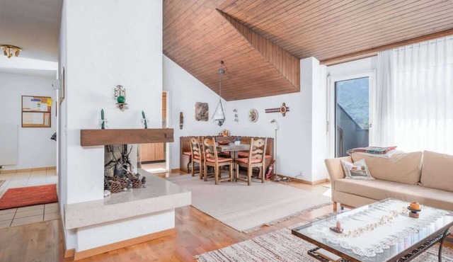 Charming Alpine Apt with View, 5min to Interlaken Ost