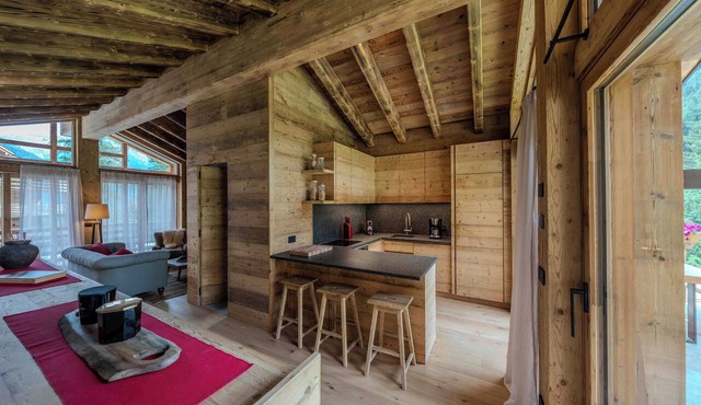 CHARMING CHALET IN CHAMPOLUC in Crocetta