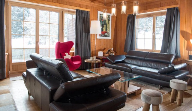 Charming Ski-in Ski-out Chalet