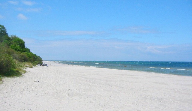 Close to the famous cape, beautiful sandy beach - Ferienresidenz Kap Arkona FeWo 06 in Putgarten auf Rügen