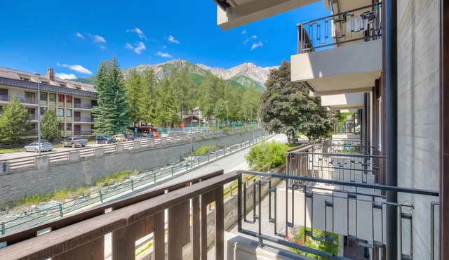 Comfort Tra Fiume E Pini with Shared Garden and Balcony, Bardonecchia, Italy