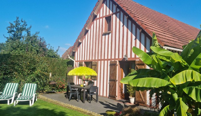 Comfortable, Well-Equipped, Family-Friendly House In Quiet Village LE BATISON in Aclou