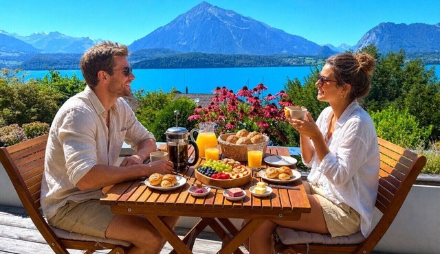 Concierge, Lake Thun/Alps Scenic Views by SwissHut
