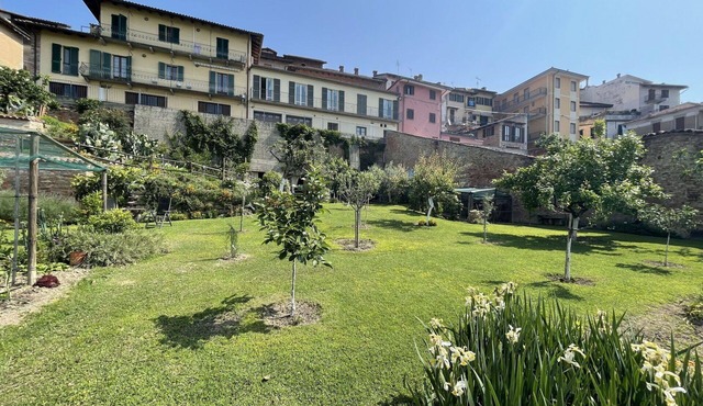 Cosy apartment for 2 guests with WIFI, A/C, TV, patio and pets allowed in Montechiaro D'asti