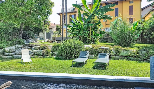 Cosy apartment for 3 guests with pool, WIFI, A/C, TV and terrace in Ranco
