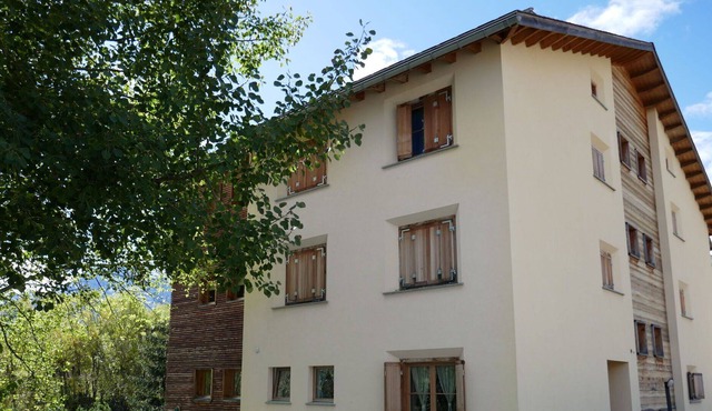 Cosy apartment for 4 people with WIFI, TV, balcony and parking