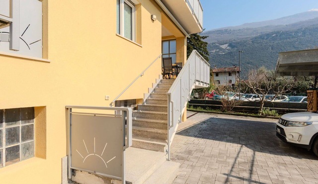 Cosy apartment for 8 guests with A/C, WIFI, TV and patio