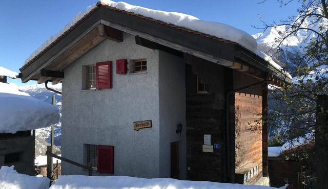 Cosy apartment for 4 guests with WIFI, TV, balcony and pets allowed