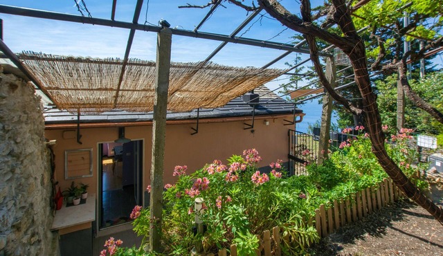 Cozy home in Pieve Ligure with WiFi in Pieve Ligure