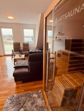 Dachwohnung mit Südbalkon Sauna und Strandkorb in Mühlhausen