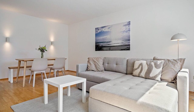'Das.møyn' – Your Stay with Mr. Max & Miss Tilda in Friedrichshafen