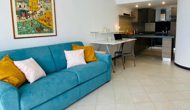 Dimora Concept - Beautiful flat with terrace and sea view - Free parking in Genoa