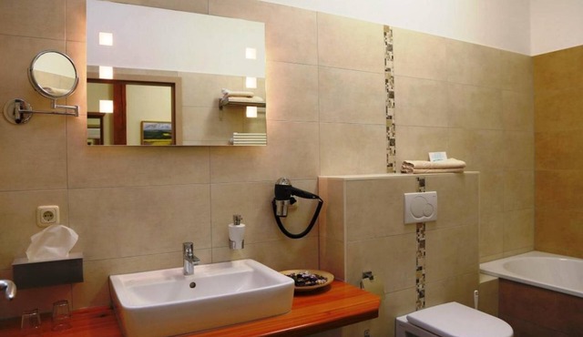 Double room Deluxe - Hotel & Restaurant Am Peenetal in Liepen