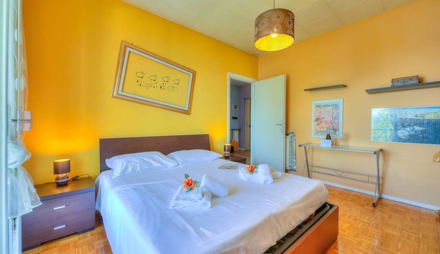 Easy Panorama Apartment Stresa Hill
