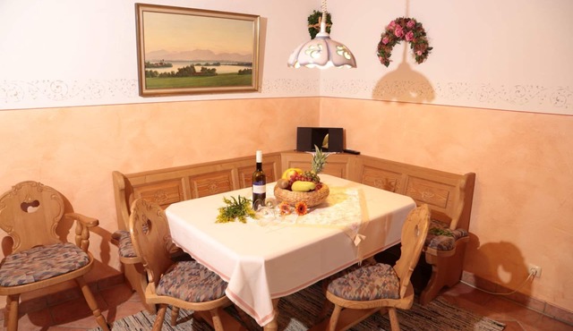 Ferienwohnung, 80m², 2 Schlafzimmer, Balkon Bzw. Terrasse in Eggstätt