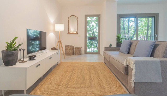 Ginepro Apartment in Como by Rent All Como