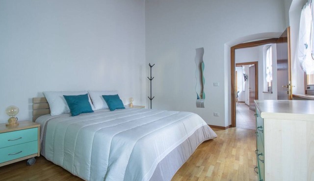 GuestHost - Cozy and practical 62 square meters apartment, perfect for four people, located on the second floor of a renovated period building (NO elevator).The property is located in the center of Negrar di Valpolicella, a hilltop town in the province o