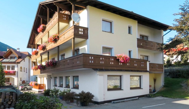 Haupthaus Schönblick by Interhome in St Valentin/San Valentino