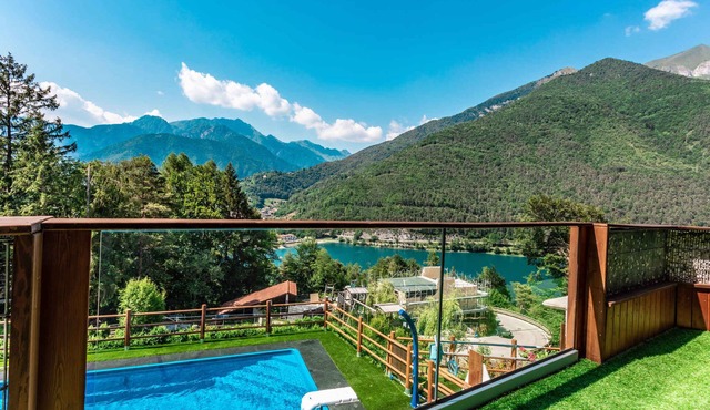 Holiday apartment with outdoor pool and grill in Pieve di Ledro