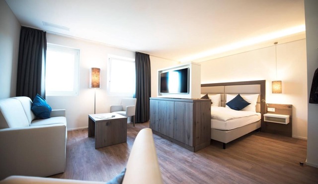 Hotel & Cafe Rubus