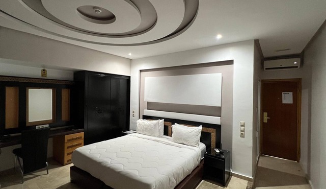 Hotel Pyramides Collection in Taza