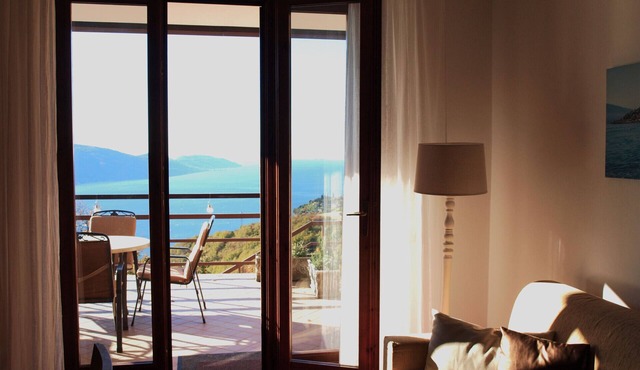 Il Patio by Theater Home, with big terrace and marvellous lake view