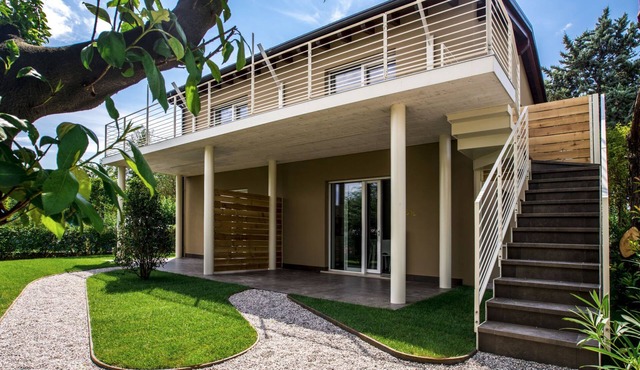 Iris e Girasole by Interhome in Manerba