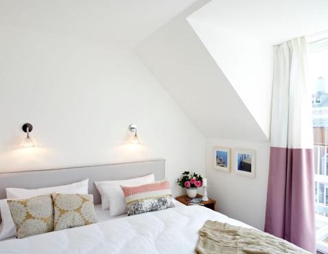KönigsSCHLAF No2 - Traum in rosa im Herzen von Konstanz