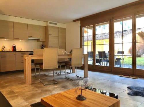Komfortabel, Perfekte Lage, neue Wohnung, gratis P