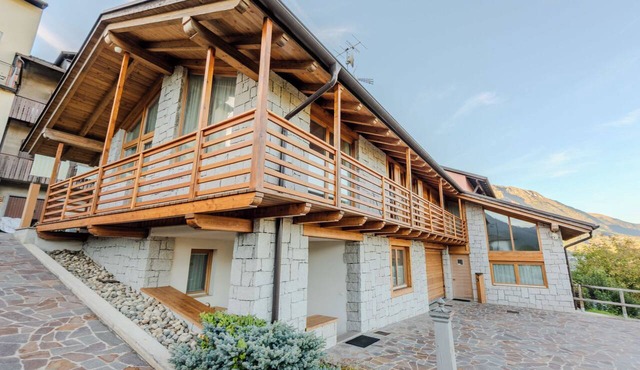 La casa dei Noci by Interhome in Terme di Comano