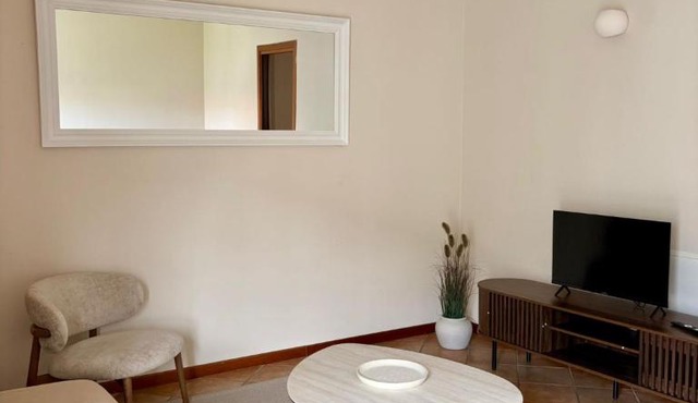 Lake Como Golf Apartment