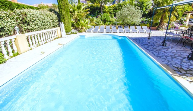Large recent villa in Sainte Maxime with Pool - Gulf of Saint Tropez in Sainte-Maxime