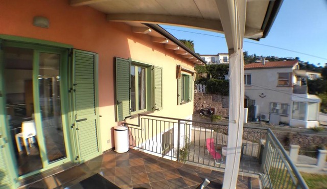 Les Clos in Vallauris
