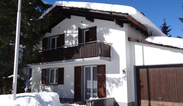 Lovely apartment for 6 people with WIFI, TV and balcony