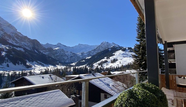 Lovely apartment for 6 people with WIFI, TV and balcony