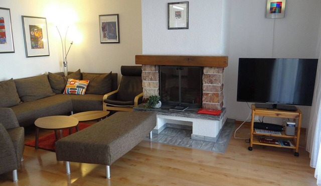 Lovely apartment for 6 guests with WIFI, TV and balcony
