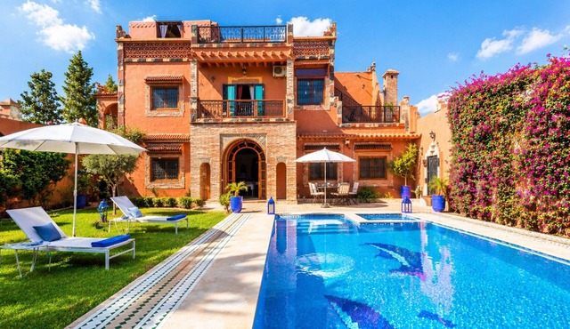 Luxurious Aghmat Villa with Private Pool and Panoramic Mountain Views in Aghmat