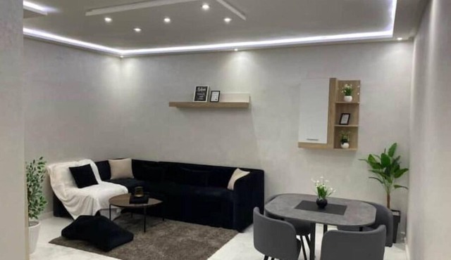Luxurious secure apartment free parking in FES