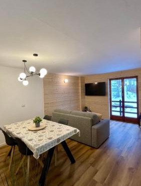 Lys Apartment