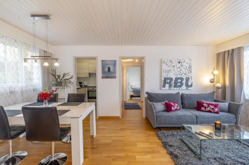 Mama Home Apartments mit Parkplatz